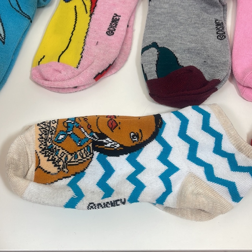 8 Pairs Disney Princess Socks - Picture 2 of 6